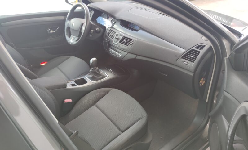 RENAULT LAGUNA 1.5 DCI