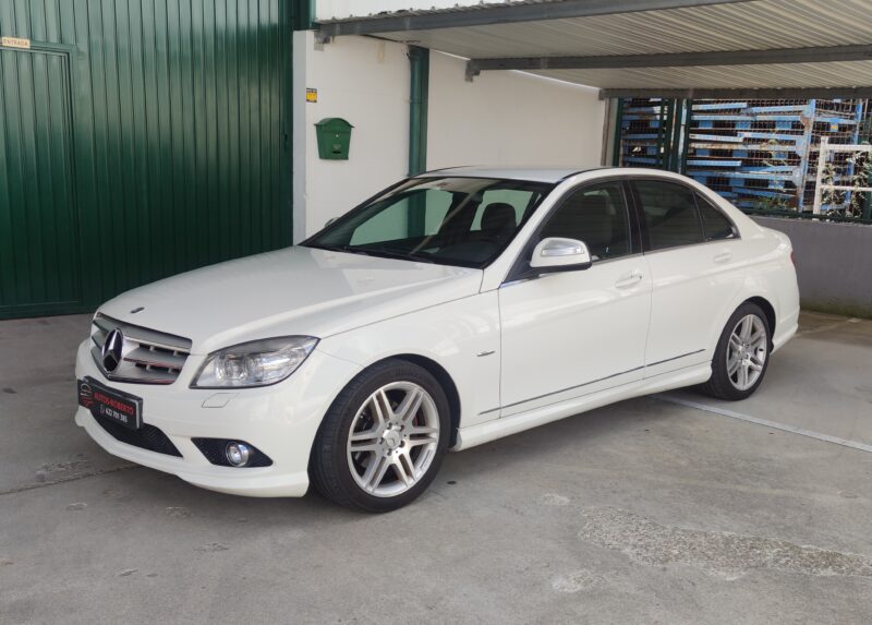 MERCEDES-BENZ CLASE C 200 AMG