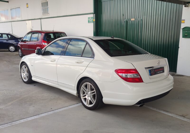 MERCEDES-BENZ CLASE C 200 AMG