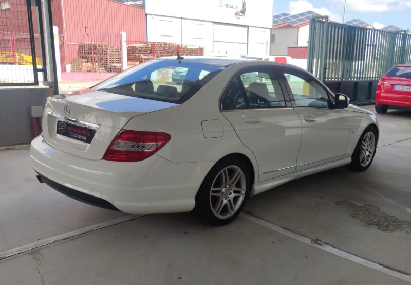 MERCEDES-BENZ CLASE C 200 AMG