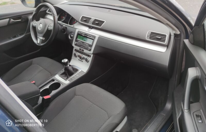 VOLKSWAGEN PASSAT 1.6 TDI
