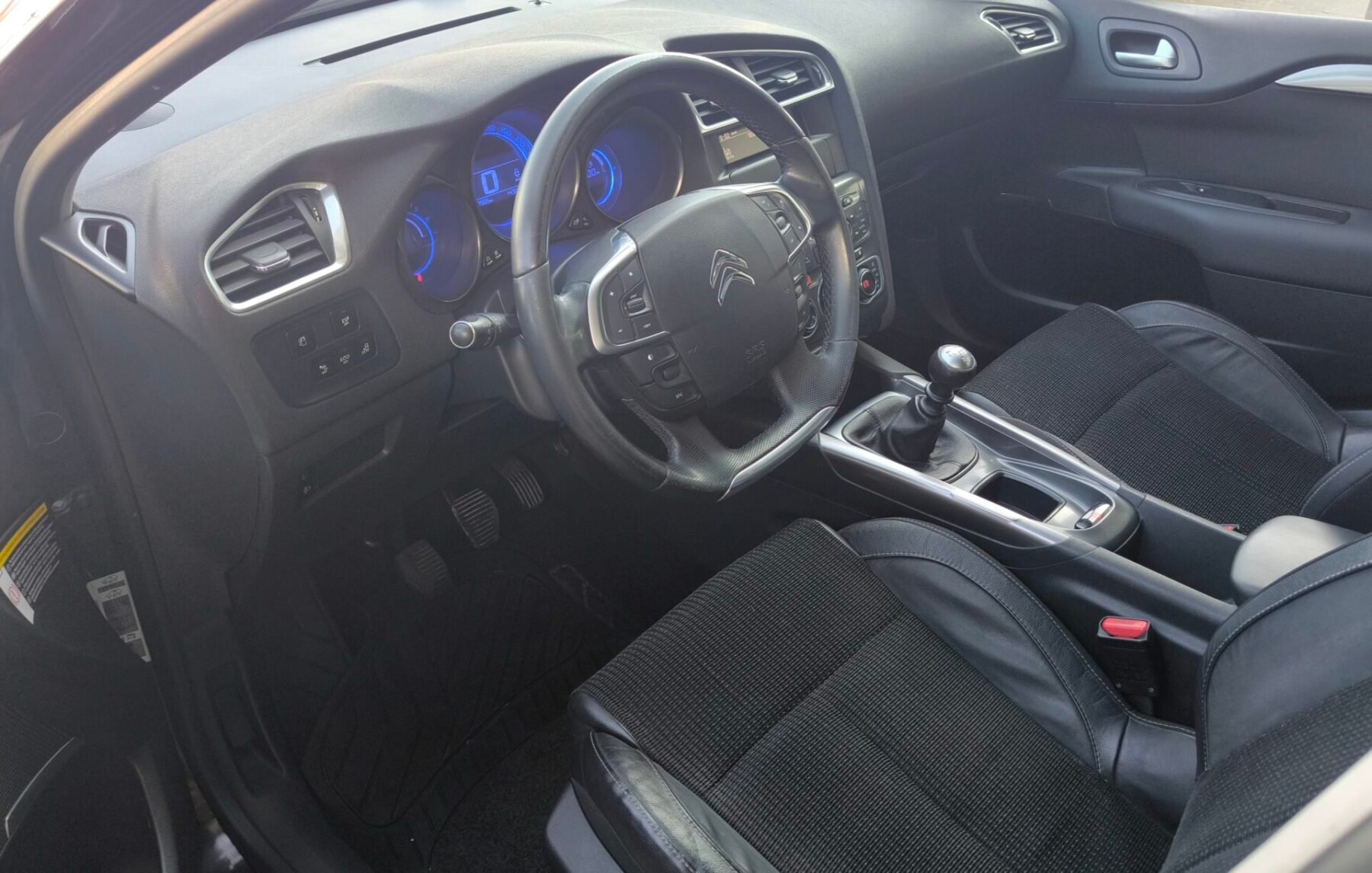 CITROEN C4 1.6e- HDI