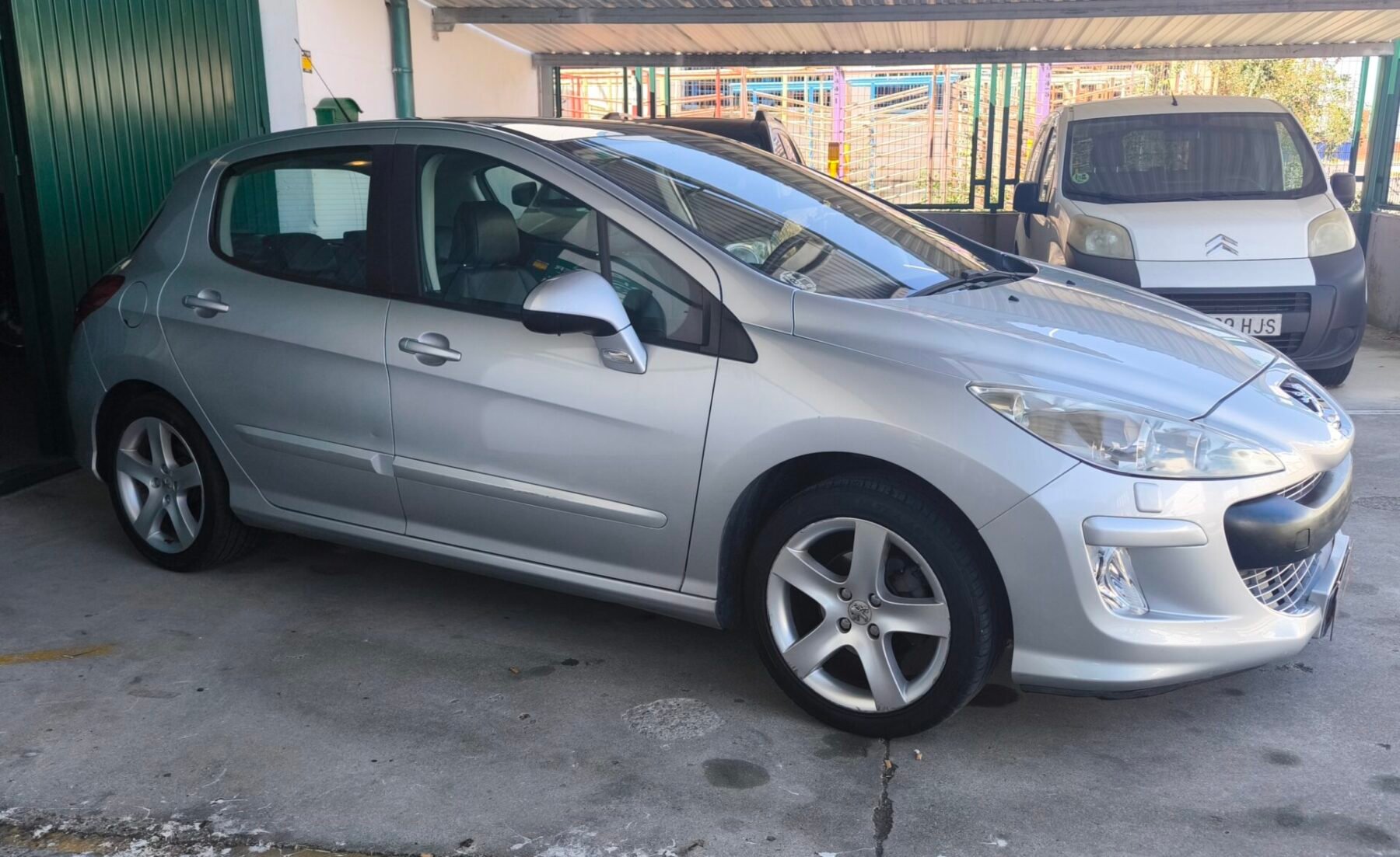 PEUGEOT 308 1.6 HDI