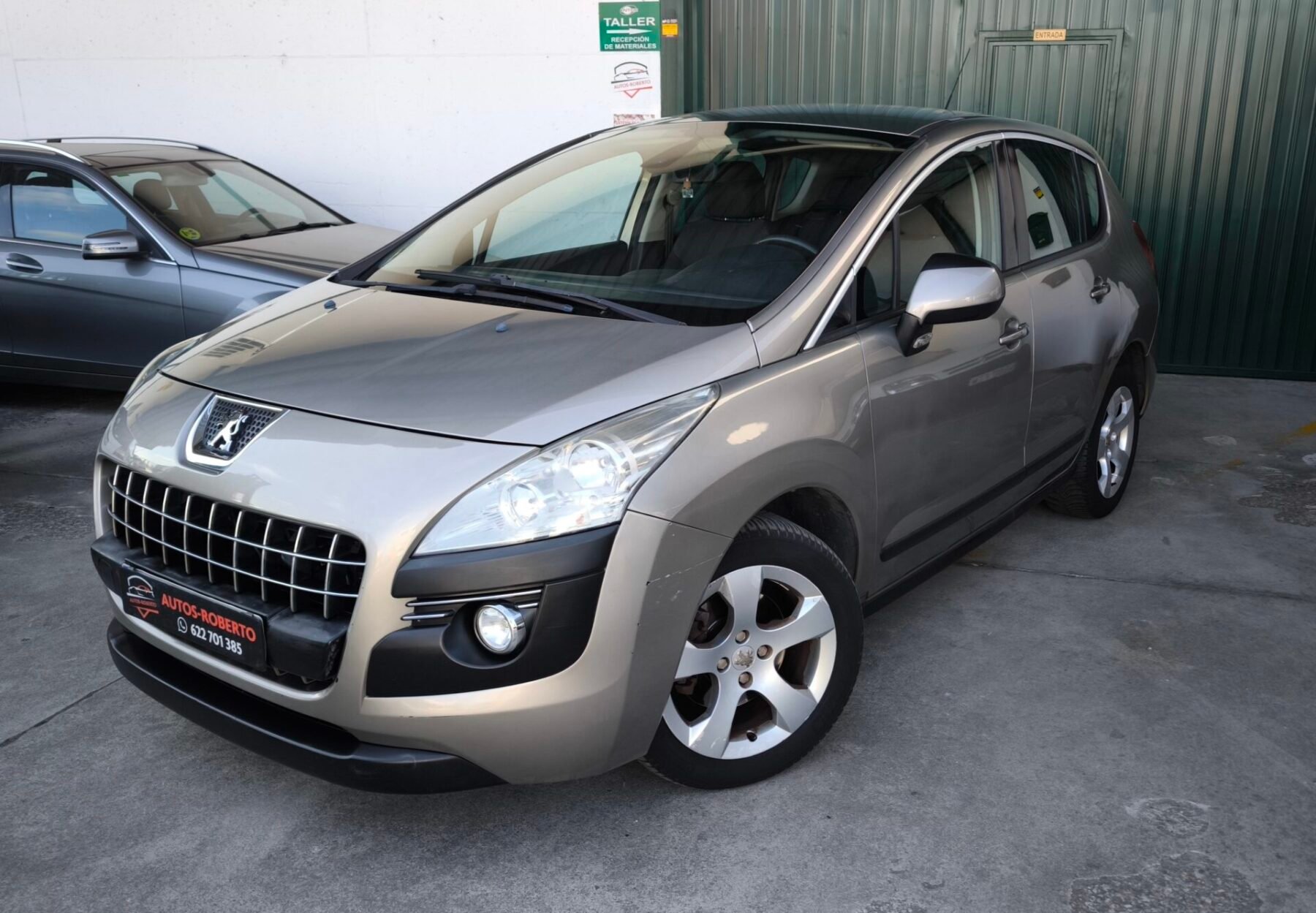 PEUGEOT 3008 2.0 HDI 
