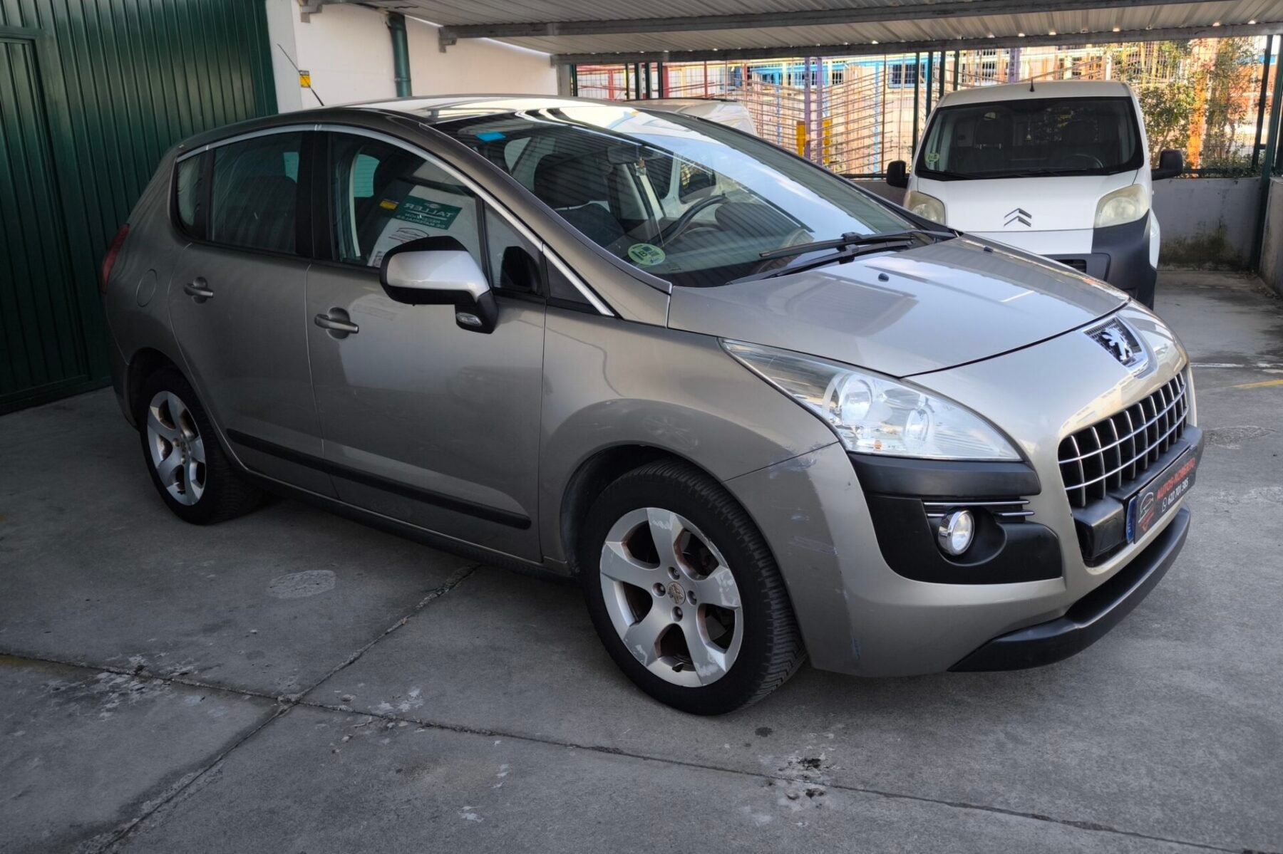PEUGEOT 3008 2.0 HDI 