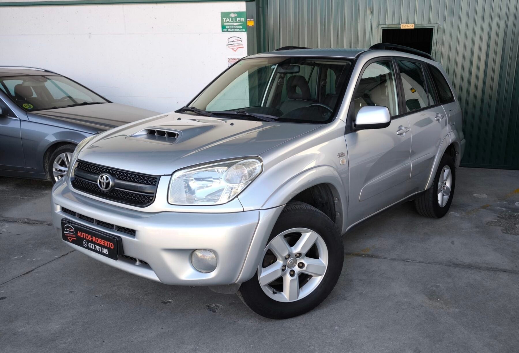 TOYOTA RAV4 2.0