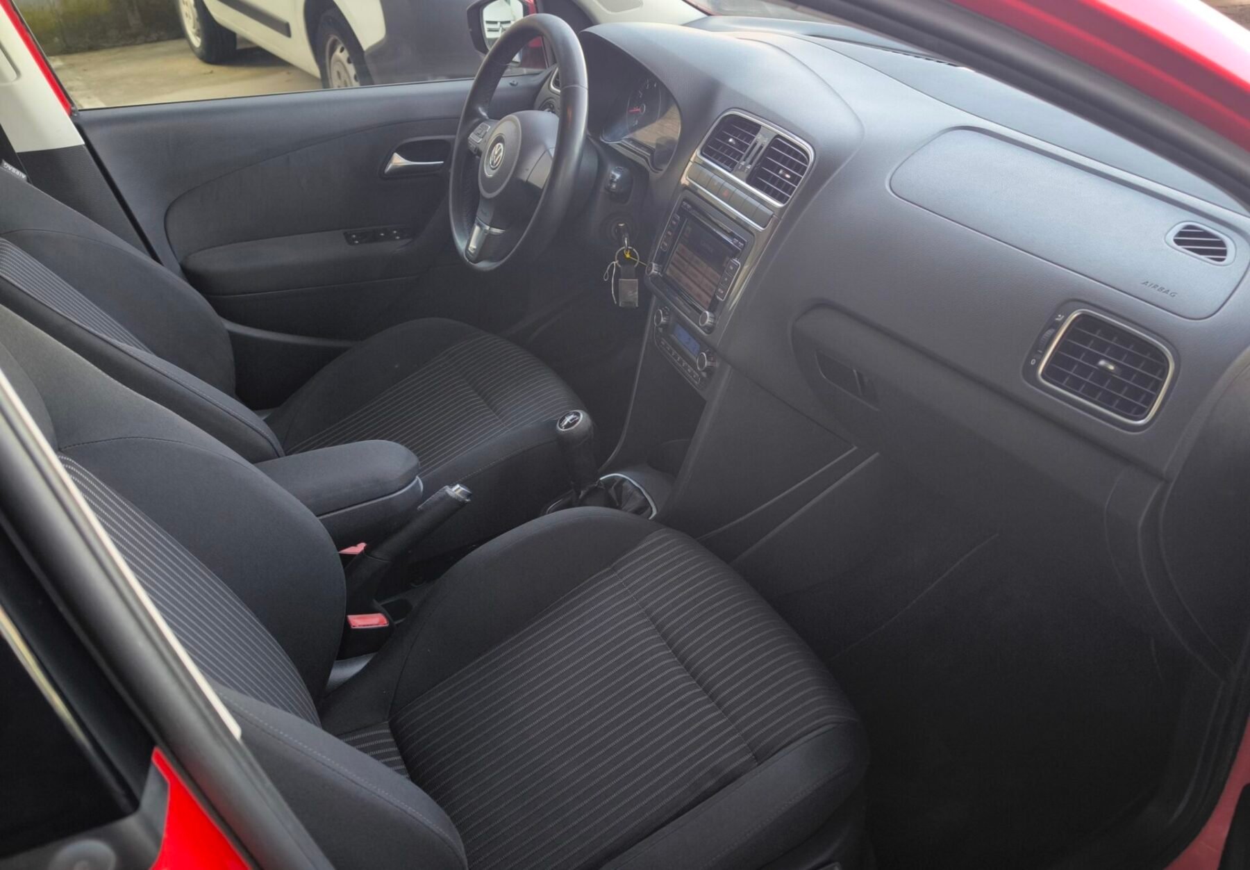 VOLKSWAGEN Polo 1.4 MTI