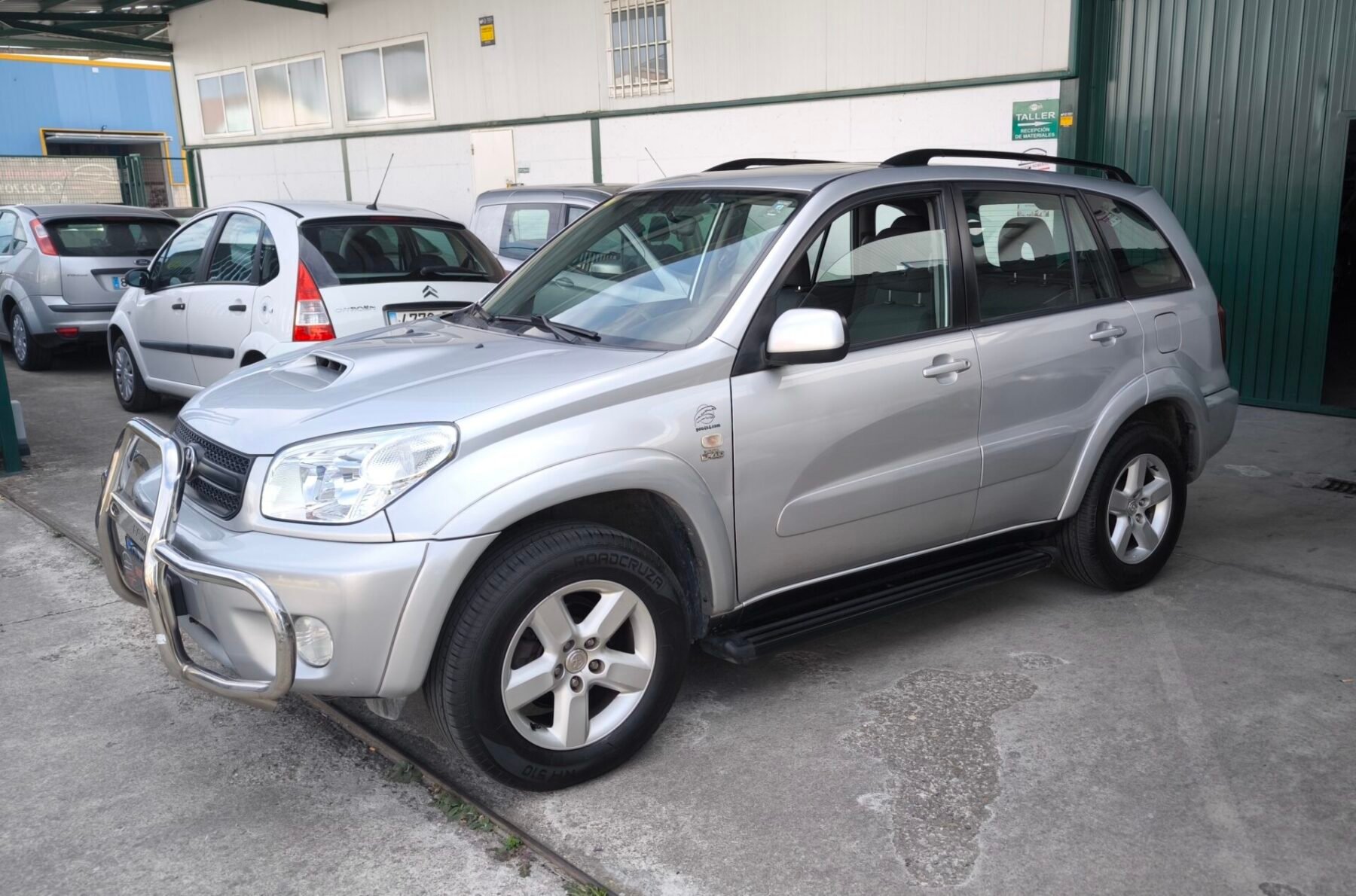 TOYOTA RAV4 2.0 D-4D 