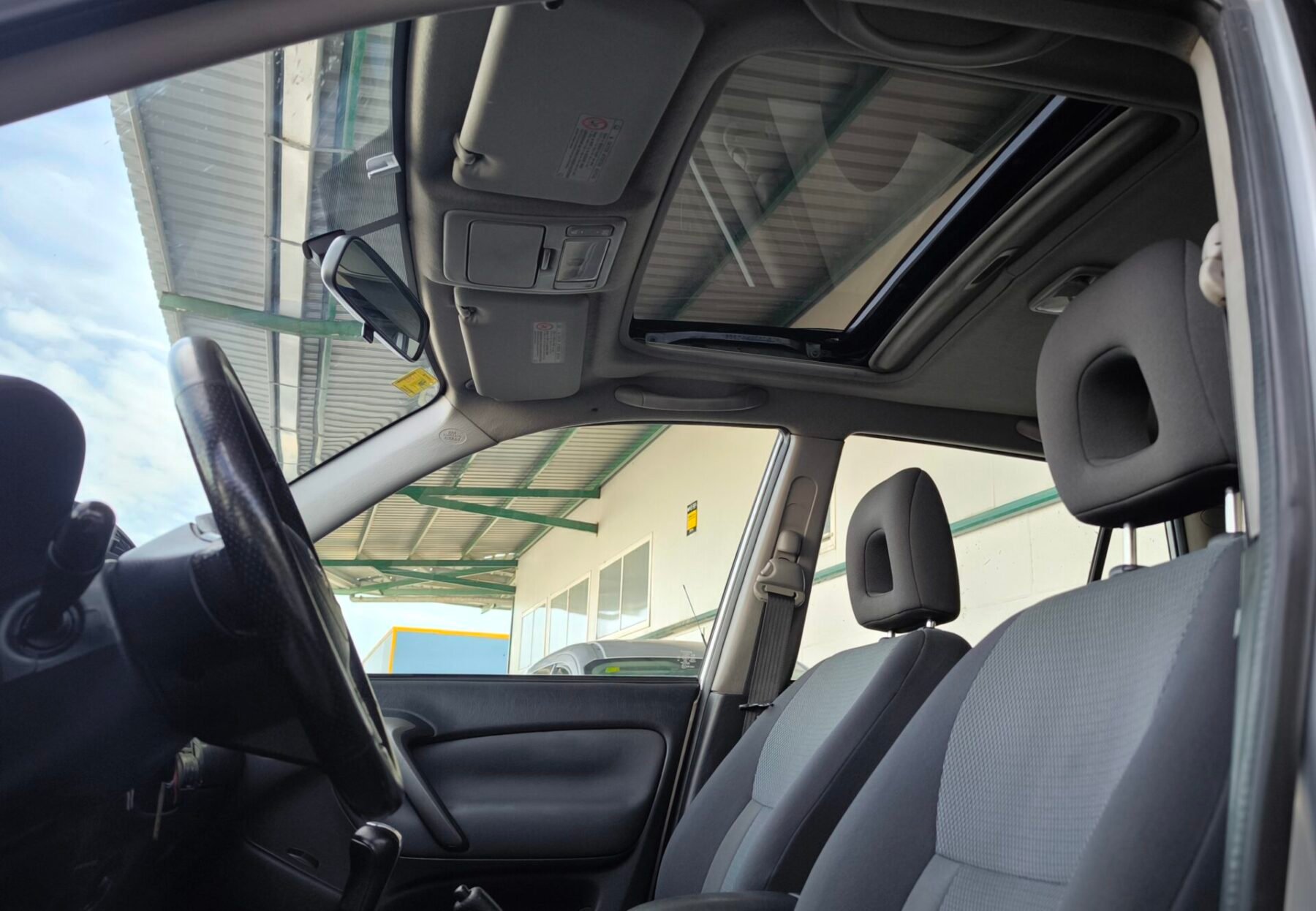 TOYOTA RAV4 2.0 D-4D 