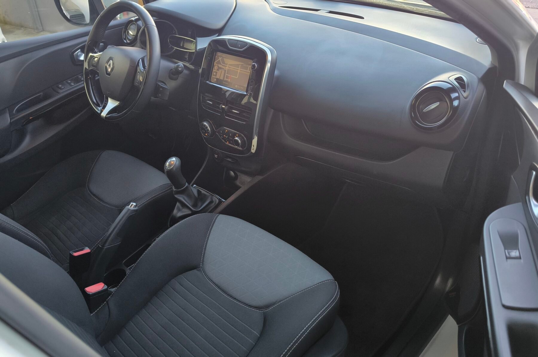 RENAULT Clio 1.5 Dci 