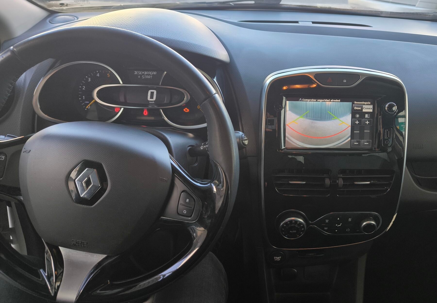 RENAULT Clio 1.5 Dci 