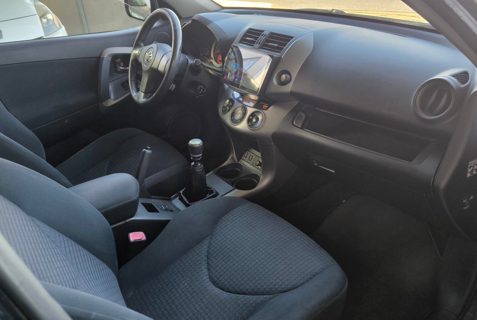 TOYOTA RAV4 2.2