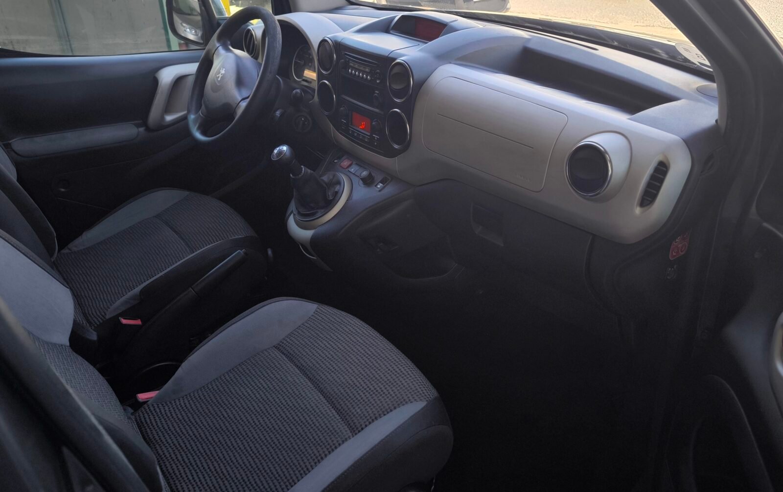 PEUGEOT Partner 1.6 HDI
