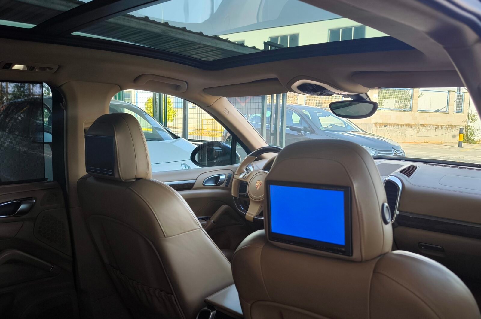 PORSCHE Cayenne 3.0 V6